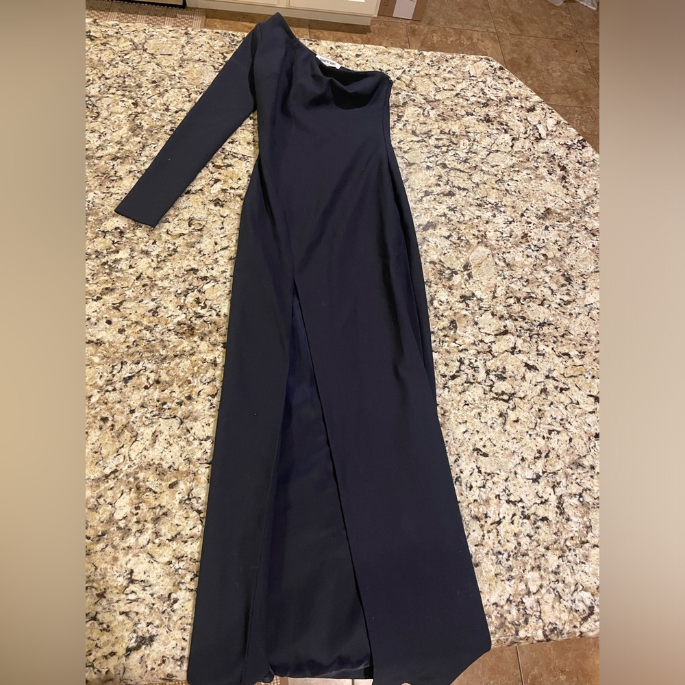 Elizabeth James gown navy one love sleeve with slit